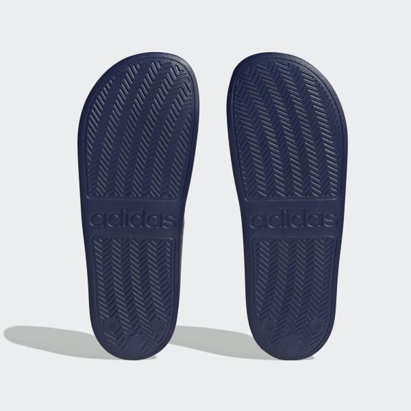 Bialy adilette Shower Slides