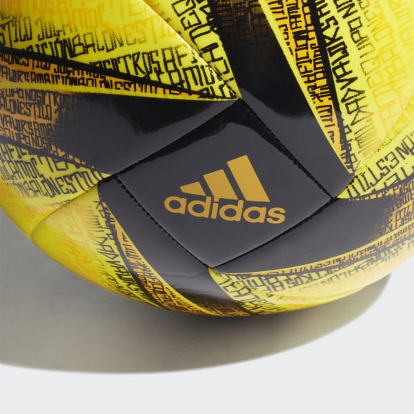 adidas offre des chaussures en platine à Messi pour son 5e Ballon