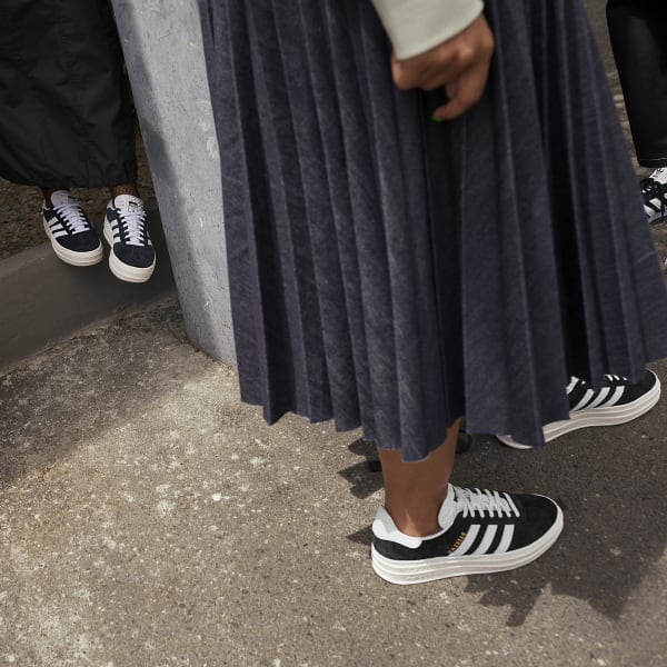 subterráneo entregar enjuague adidas Gazelle Bold Shoes - Black | Unisex Lifestyle | adidas US