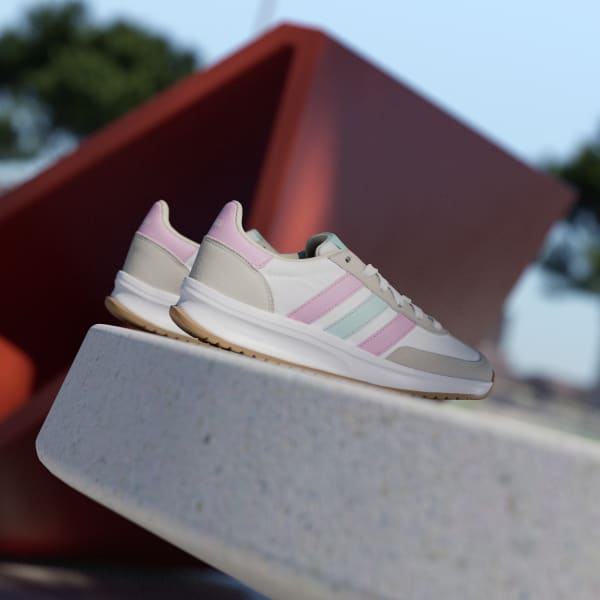 Adidas shoes 1970s junior outlet