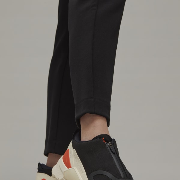 Black Logo Slim Joggers SW378