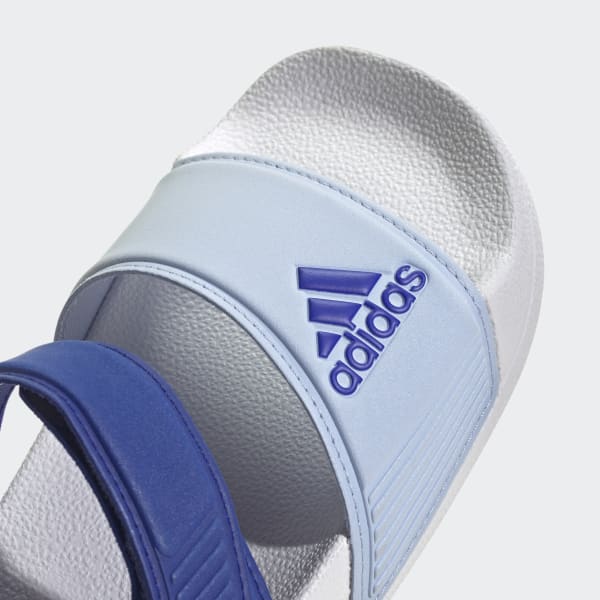 Blau adilette Sandale