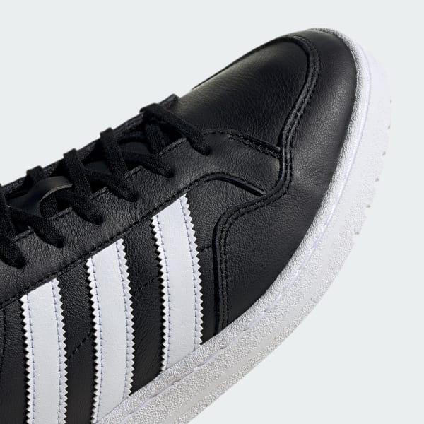 Schwarze und weiBe Team Court Schuhe adidas Deutschland