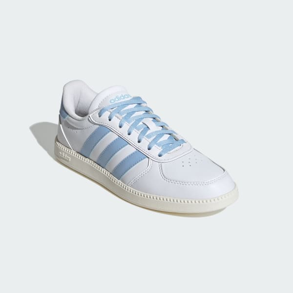 White Breaknet Sleek Shoes