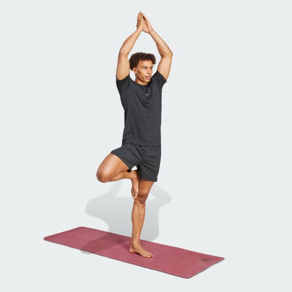 Black Yoga Tee