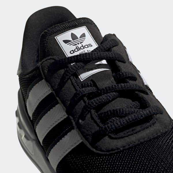 Adidas la trainer negras y blancas clearance