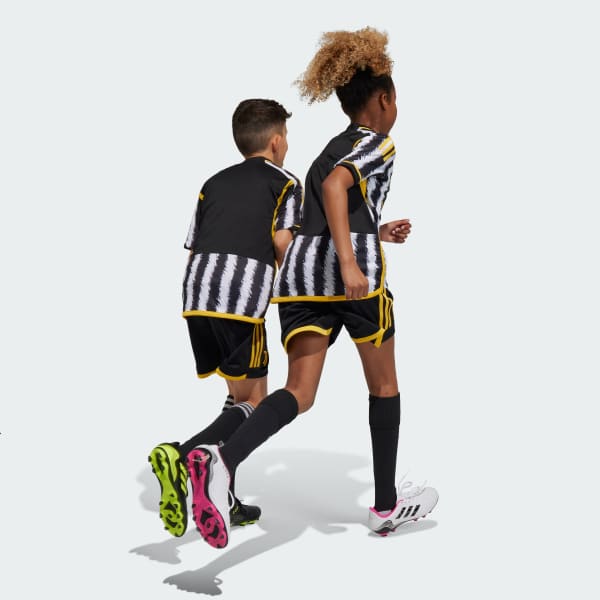 cerná Juventus 23/24 Home Shorts Kids
