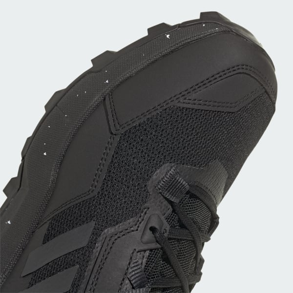 Schwarz Terrex AX4 Wanderschuhe