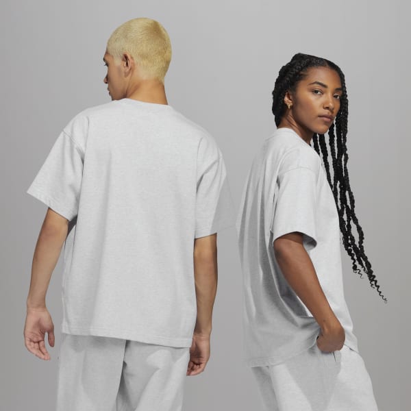 Gra Pharrell Williams Basics T-Shirt (Gender Neutral) SV454