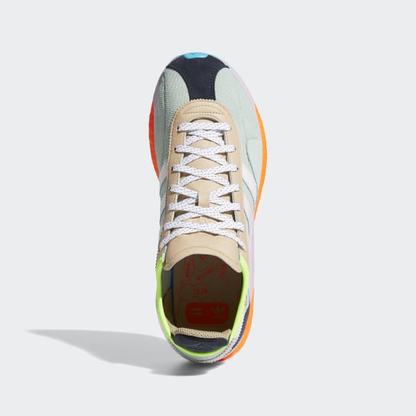 solar shoes