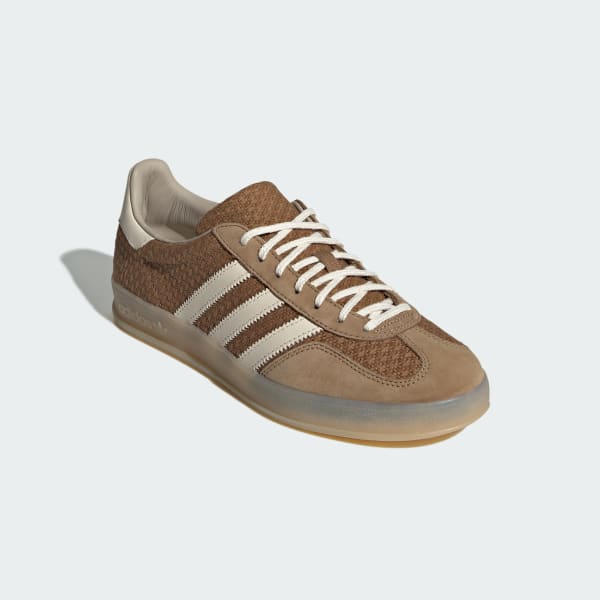 สีน้ำตาล รองเท้า Gazelle Indoor