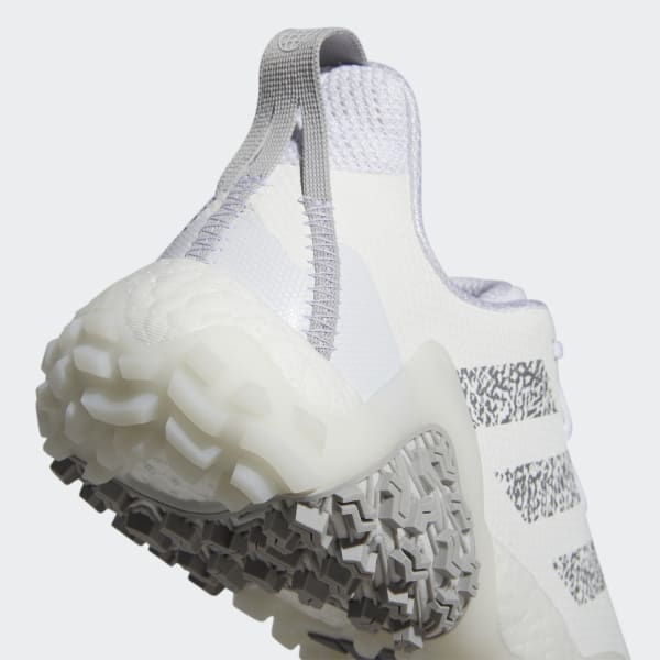 White Codechaos 22 Spikeless Shoes LIW51