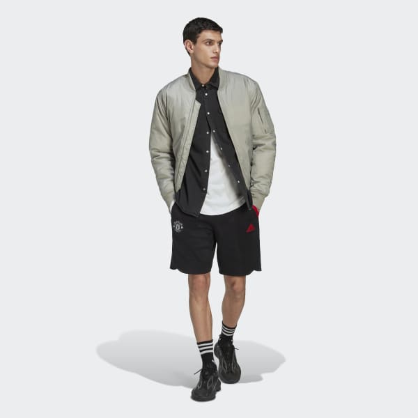 Czerń Manchester United Travel Shorts CS029