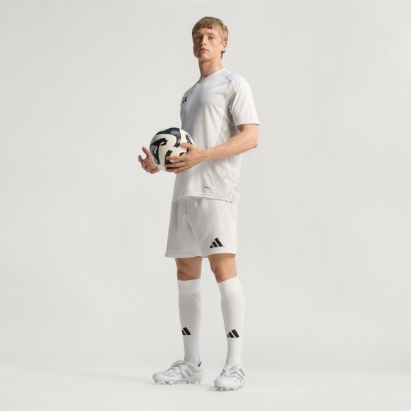 Hvit Predator Precision Firm Ground Fotballsko