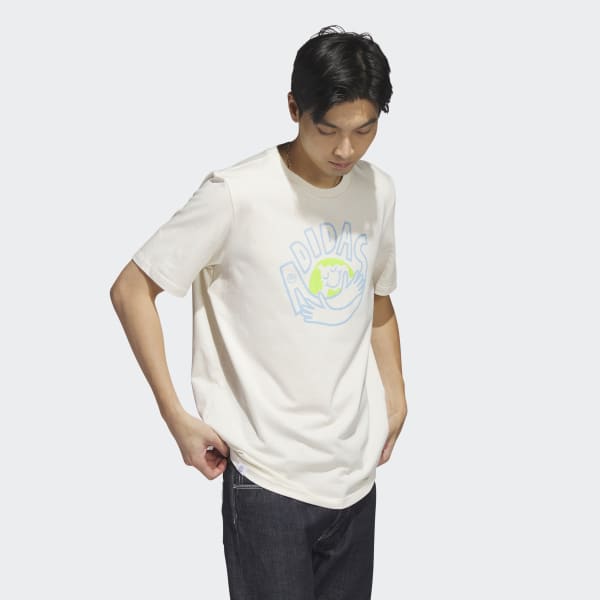 สีขาว เสื้อยืดพิมพ์ลาย adidas Change Through Sports Earth