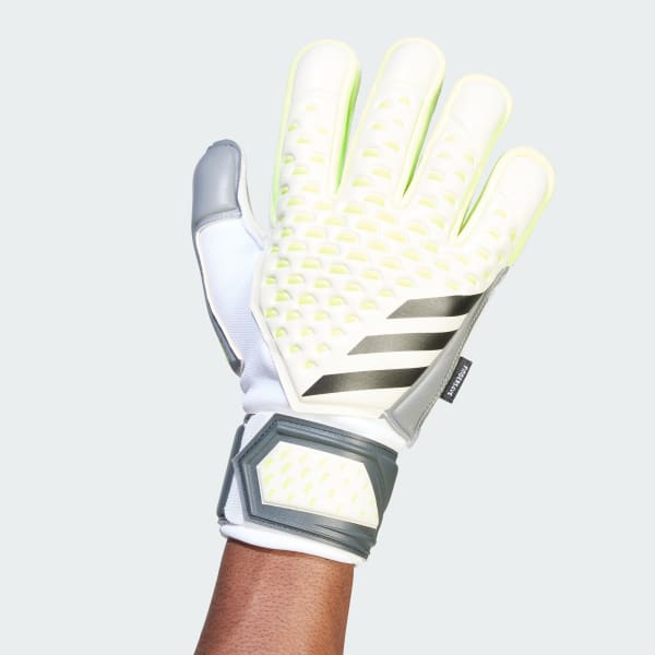 White Predator Match Fingersave Goalkeeper Gloves