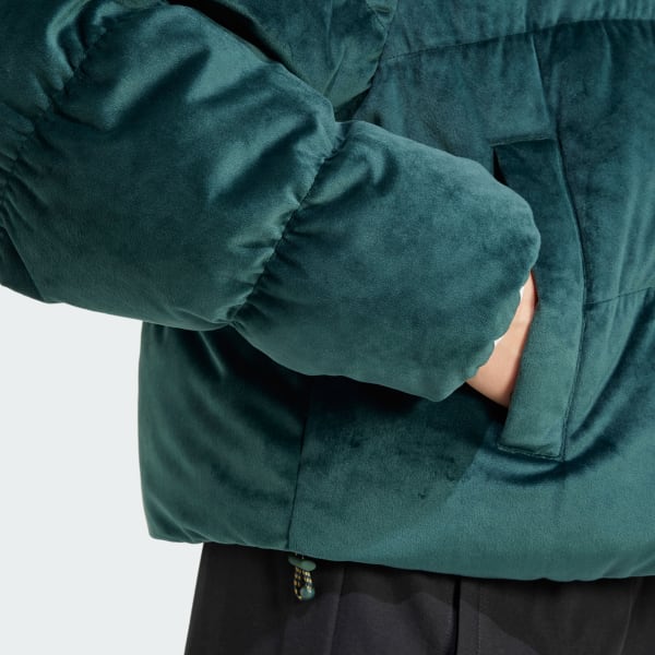 Green velvet puffer top