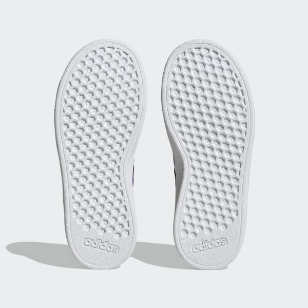 Weiss Grand Court Lifestyle Tennis Lace-Up Schuh