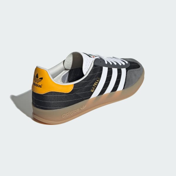 Black and gum adidas gazelle top
