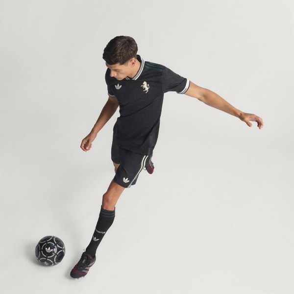 Hitam Jersey Ketiga Autentik Juventus 25/26