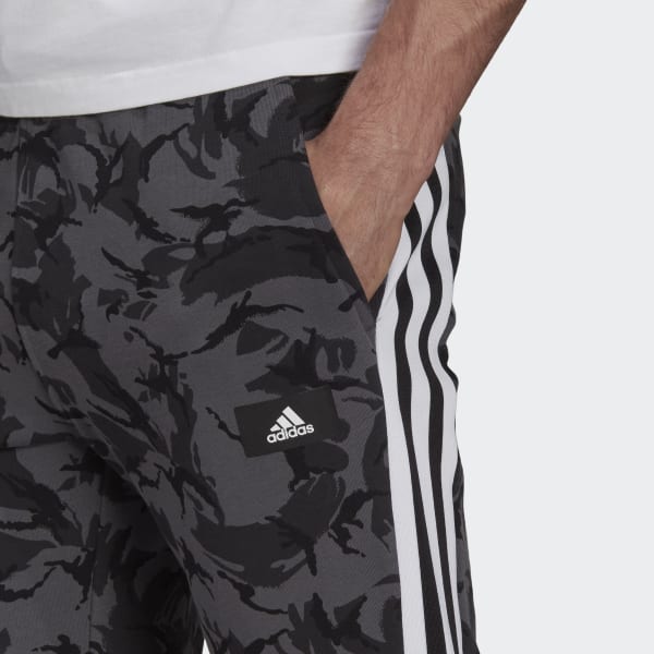 adidas Originals mens Graphics CAMO Sweatpants, Focus Olive, Small at  Amazon Men's Clothing store