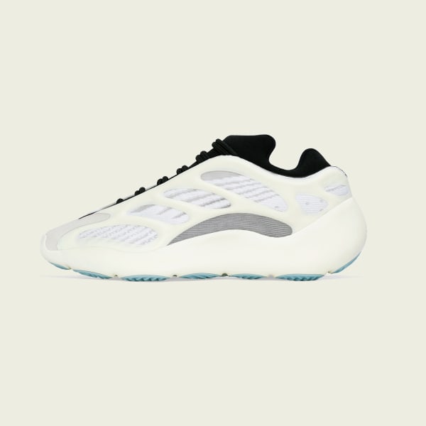 ホワイト YZY 700 V3