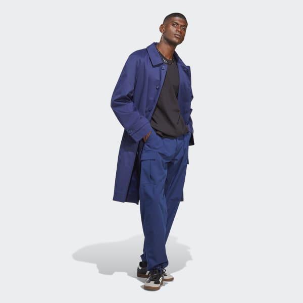 Svart Essentials Tee