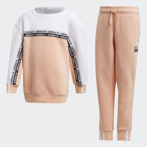 ensemble adidas noir et rose