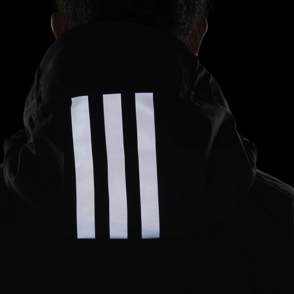 Black ROAM FREE WITH THE 3L POST-CONSUMER NYLON JACKET TG329