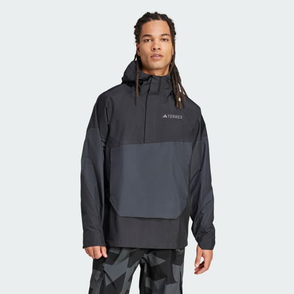 Schwarz Terrex Xploric 2.5L Climaproof Anorak