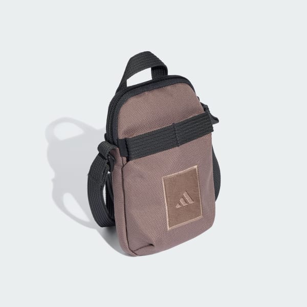 สีน้ำตาล กระเป๋าขนาดเล็ก adidas Utility