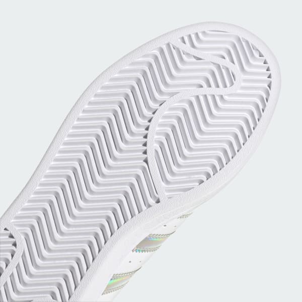 Adidas originals junior superstar iridescent online trainers in white and silver