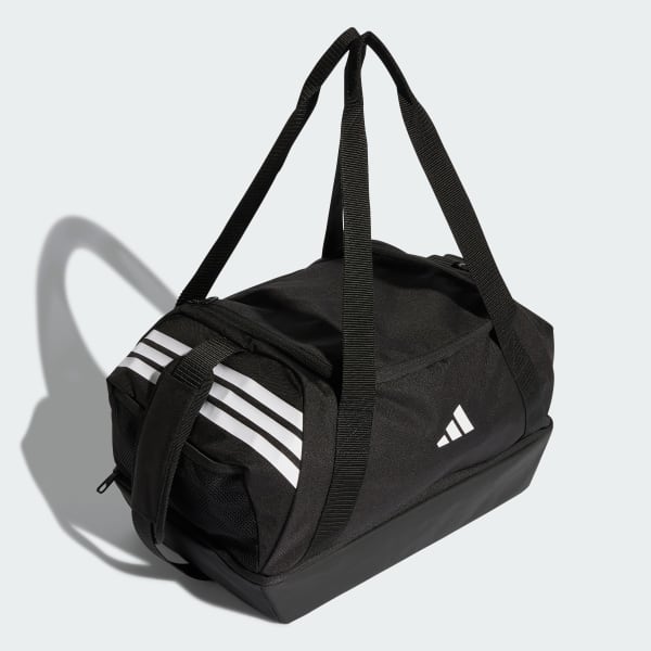 Czerń TORBA TIRO DUFFLE BAG SMALL WITH BOTTOM COMPARTMENT