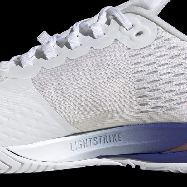 Engineered mesh upper