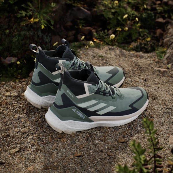在庫処分 半額 adidas Terrex Free Hiker 2.0 Gore-Tex Hiking Sneakers 26.0cm