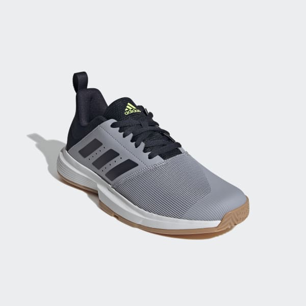 Essence indoor adidas clearance