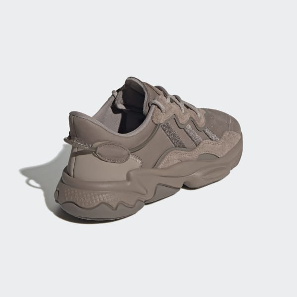 adidas OZWEEGO Schuh Braun adidas Austria