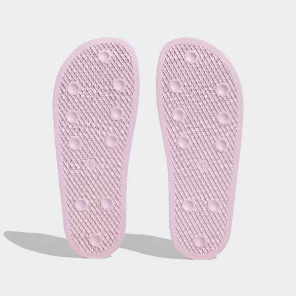 Baby pink adidas hotsell slides