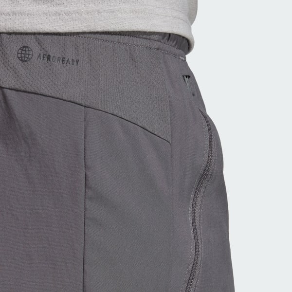 Γκρι Train Essentials Woven Training Shorts