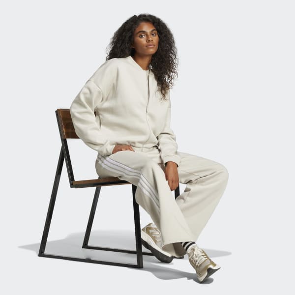 【Adidasコリア】 Essentials Contemporary Logo Bomber Jacket adidas Essentials Contemporary Logo Bomber Jacket Women's