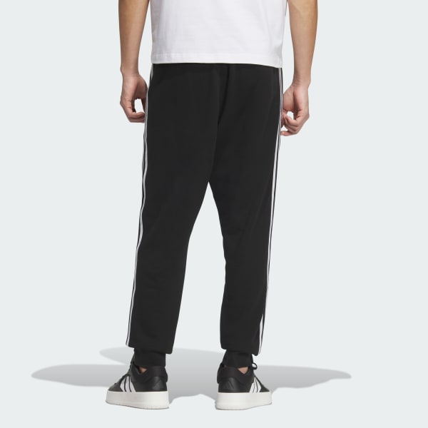 ブラック エッセンシャルズ プラス レギュラーフィット スリーストライプス フレンチテリー カフパンツ