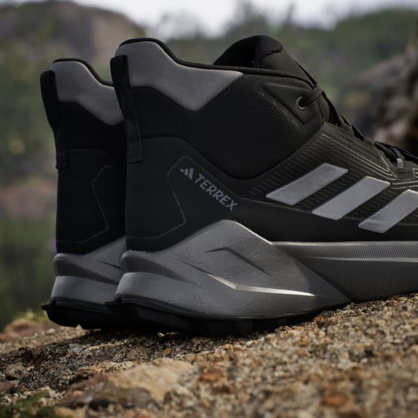 Adidas Men s Terrex Trailmaker 2.0 Mid GORE TEX Hiking Shoes Black 12.5