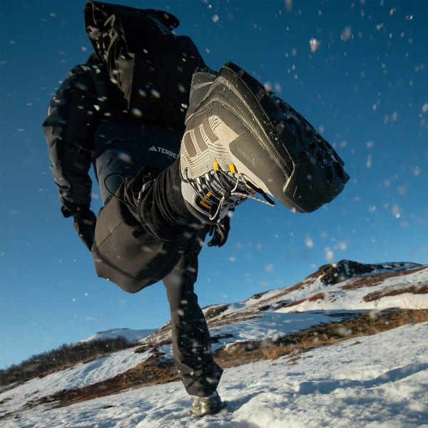 アディダス テレックス トレイルメーカー 2.0 Gore-Tex