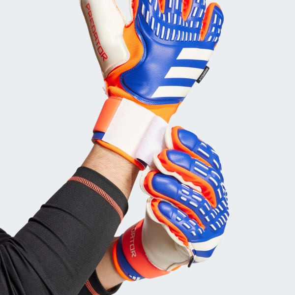 สีน้ำเงิน ถุงมือผู้รักษาประตูสำหรับแข่งขัน Predator Fingersave