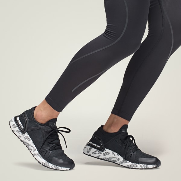 Sort adidas by Stella McCartney Ultraboost DNA sko