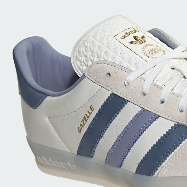 Plain white adidas gazelle hot sale