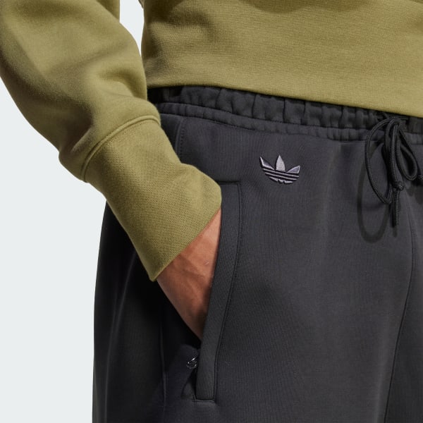adidas Neuclassics Sweatpants - Black | Free Shipping with