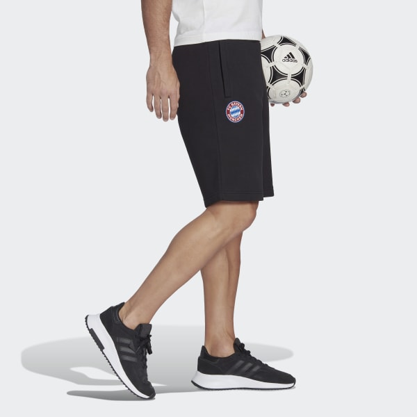 Sort FC Bayern Essentials Trefoil Shorts BUT97