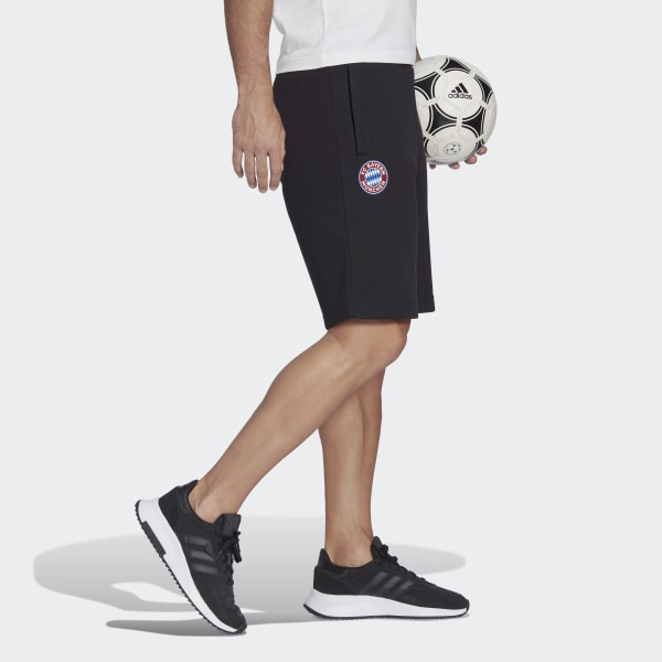 Svart FC Bayern Essentials Trefoil Shorts