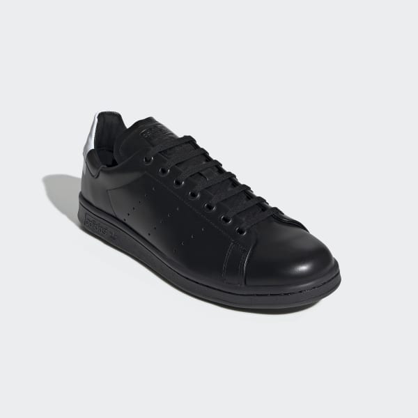 black leather stan smiths